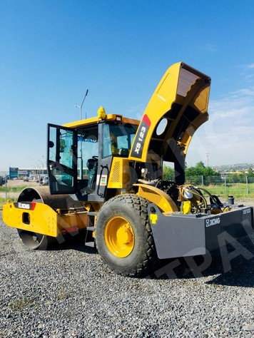 Катки XCMG XS123H, Мобильное изображение 3