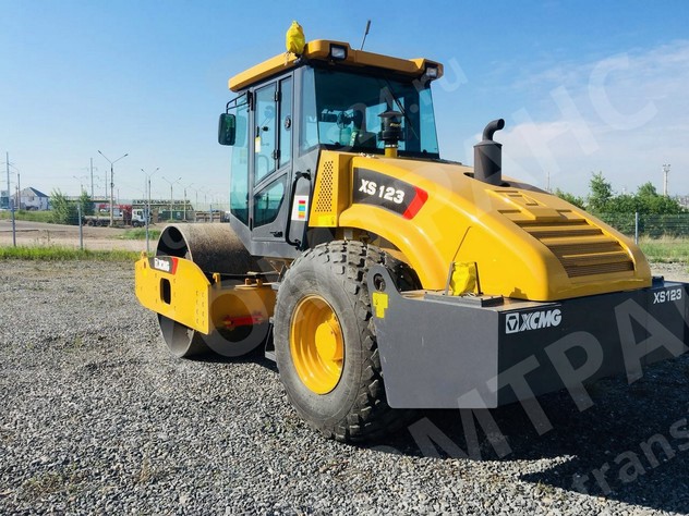 Катки XCMG XS123H, Мобильное изображение 4